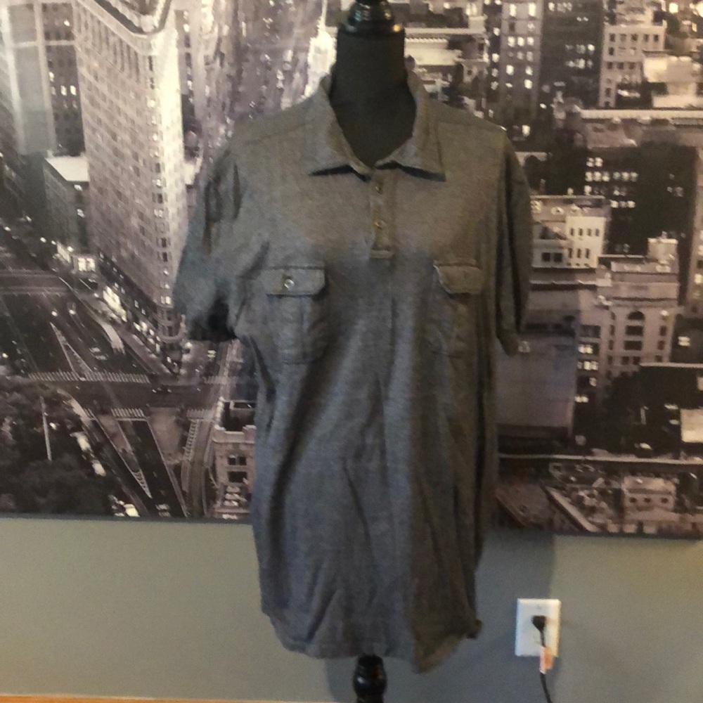Black & white polo with pockets